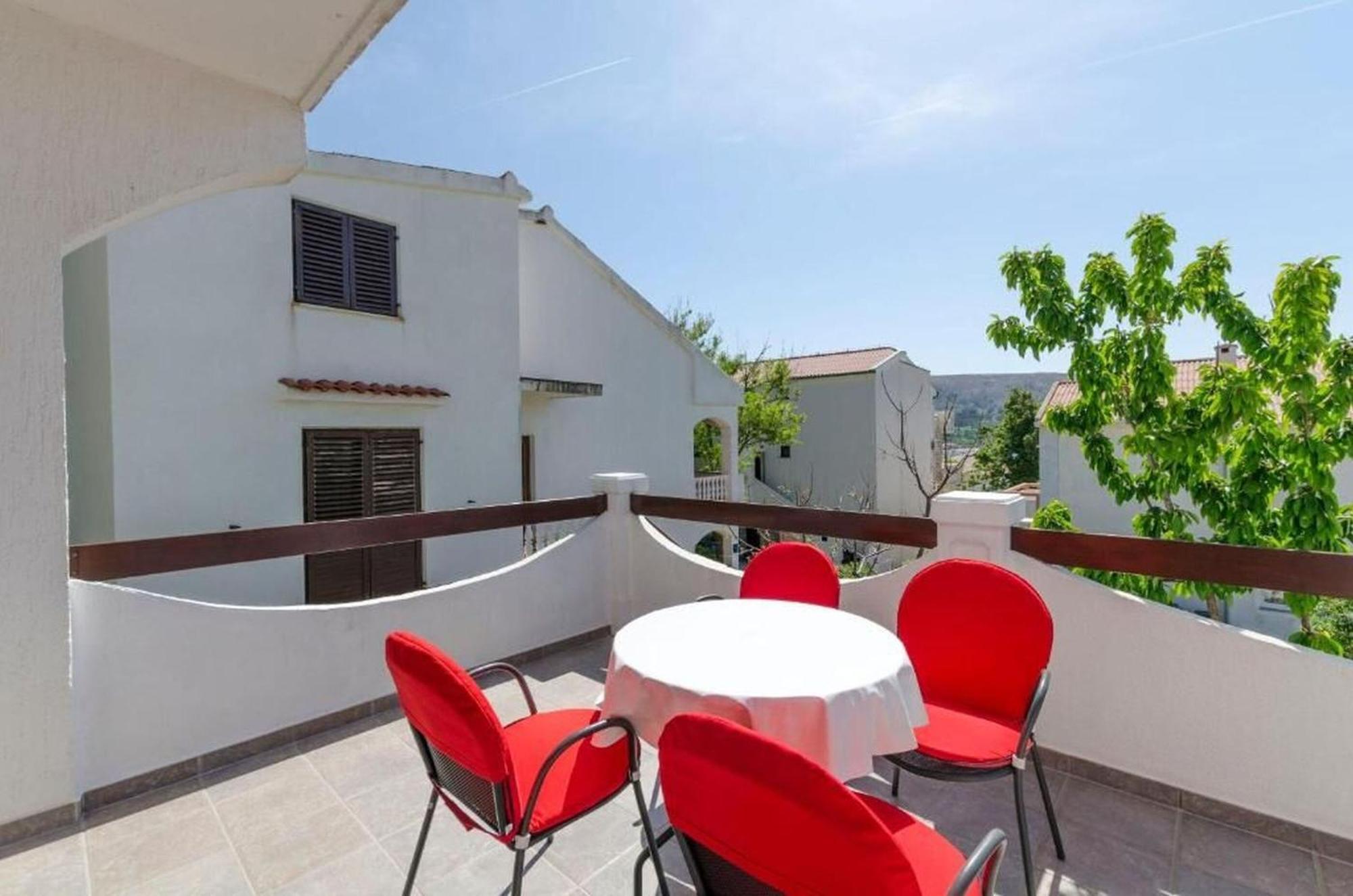 Apartments Spavalo باغ المظهر الخارجي الصورة