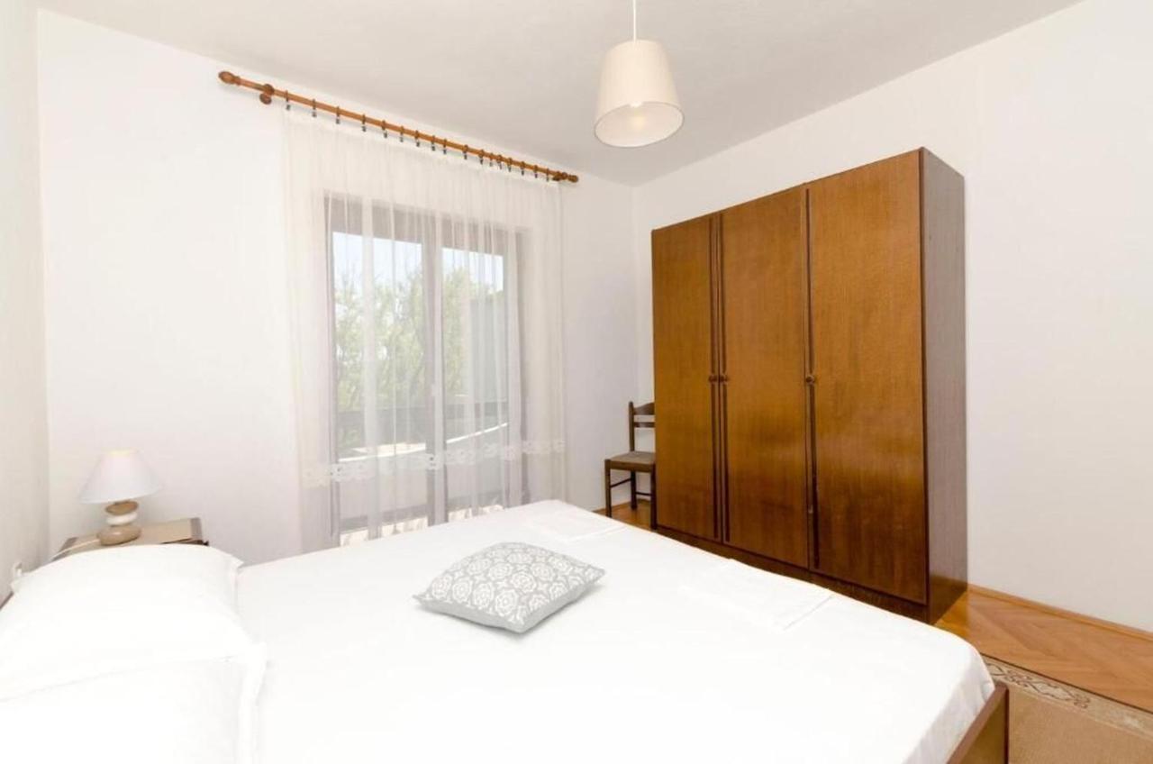 Apartments Spavalo باغ المظهر الخارجي الصورة
