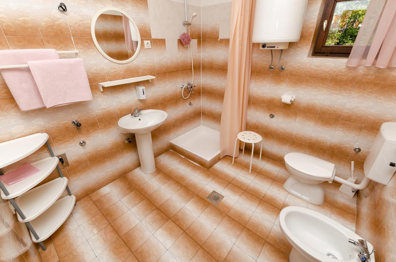 Apartments Spavalo باغ المظهر الخارجي الصورة