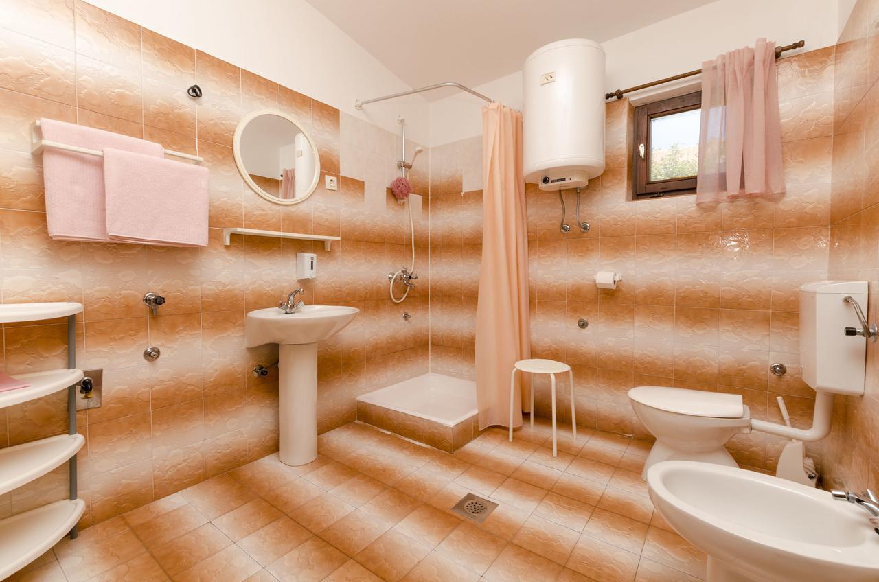 Apartments Spavalo باغ المظهر الخارجي الصورة