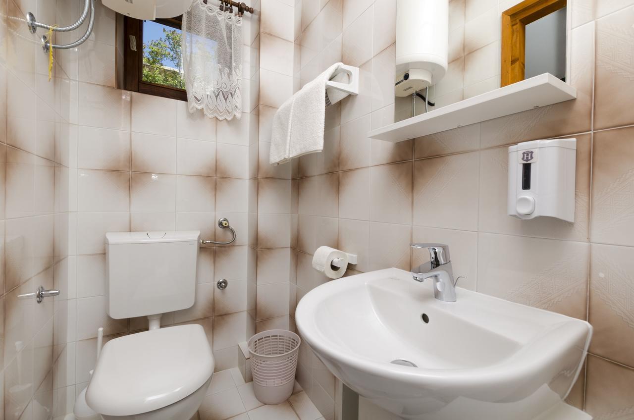 Apartments Spavalo باغ المظهر الخارجي الصورة