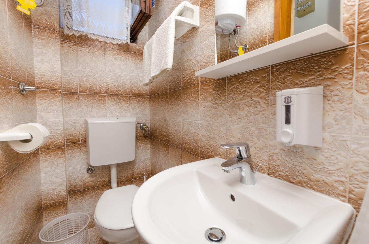 Apartments Spavalo باغ المظهر الخارجي الصورة